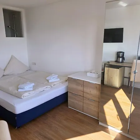 Felsen-eck Pensjonat 3*